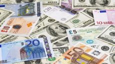 حجز نحو 181 مليون درهم من العملات الأجنبية عبر مراقبة المسافرين في 2025