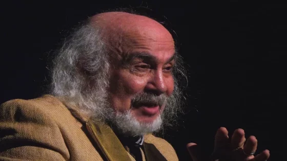 رحيل المسرحي المغربي نبيل لحلو عن 81 عامًا: أيقونة المسرح والسينما المغربية