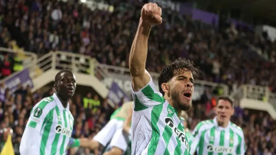 عبد الصمد الزلزولي يُتوج بجائزة أفضل لاعب في ريال بيتيس لشهر أبريل