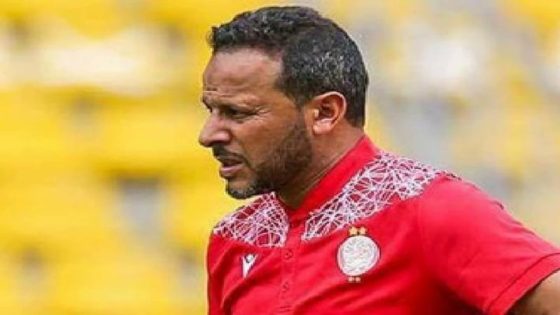 بنشريفة يقدم استقالته من تدريب الوداد الرياضي بعد تراجع النتائج