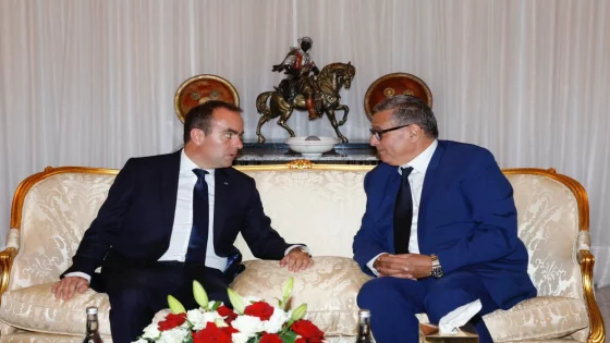 الوزير الأول الفرنسي يحل بالمغرب لترؤس أشغال الدورة الـ 15 للاجتماع رفيع المستوى المغربي-الفرنسي