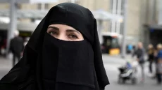 البرتغال تحظر تغطية الوجه في الأماكن العامة