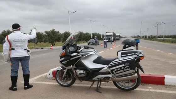 الدرك الملكي يحاصر شبكة سرية بفاس ويحجز أطناناً من مواد غذائية مجهولة المصدر