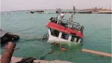 اليمن .. هجوم يخلف 6 قتلى وعشرة مصابين بعد استهداف سفينة شحن