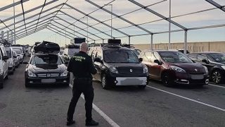 إسبانيا تفكك شبكة تهرّب سيارات مسروقة من المغرب بوثائق مزورة
