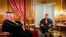 الملك محمد السادس يدين هجمات الحوثيين ويؤكد تضامن المغرب مع السعودية