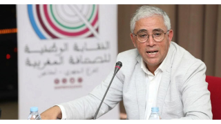 المحكمة الإدارية تلغي عضوية عبد الكبير اخشيشن بالمجلس الوطني للصحافة
