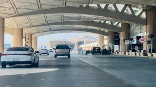 وفاة مغربية في هجوم استهدف مطار أبها بالسعودية