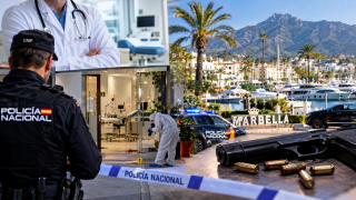 ماربيا تحت رحمة رصاص المافيات الدولية… تصفية حسابات واغتيال طبيب داخل عيادته بخمس رصاصات في الرأس!