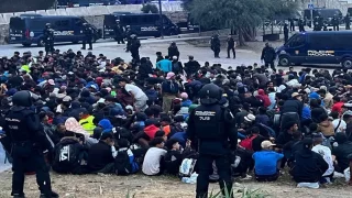 سبتة.. أكثر من ألف مغربي يعودون طوعاً إلى المغرب بعد تفكيك تجمع للمهاجرين